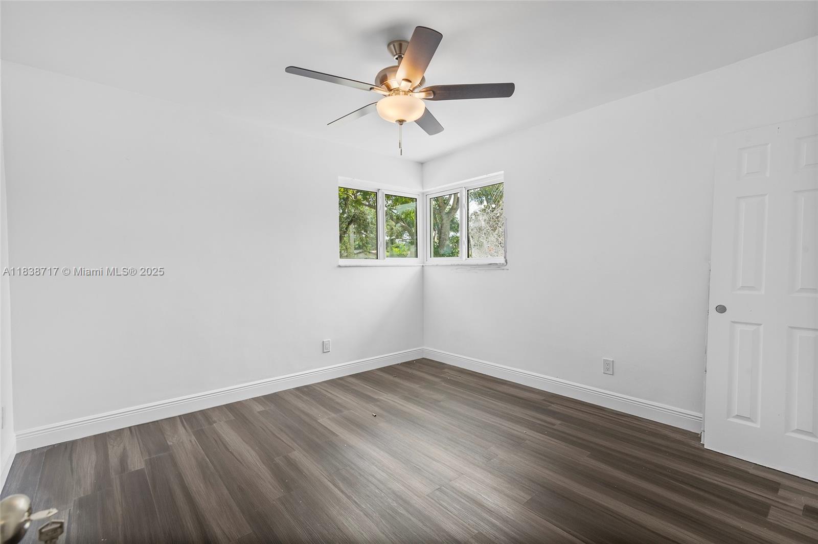 1124 Yale Dr, Hollywood, Florida image 27