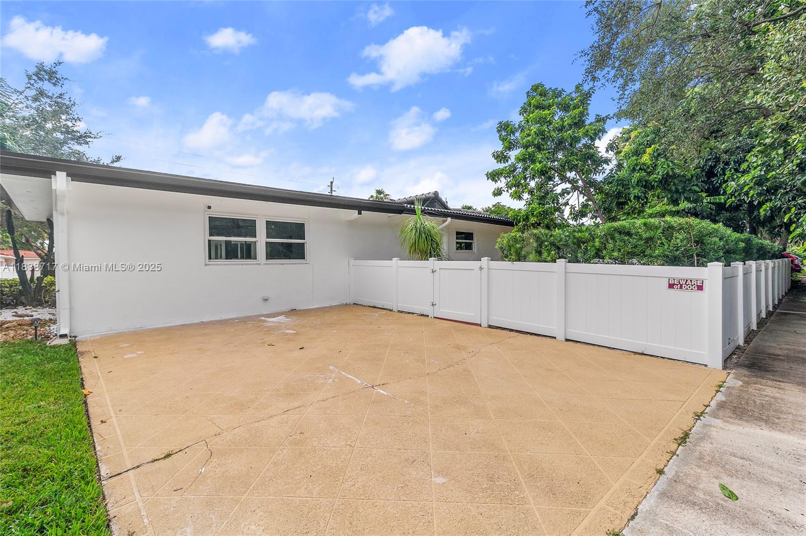 1124 Yale Dr, Hollywood, Florida image 35