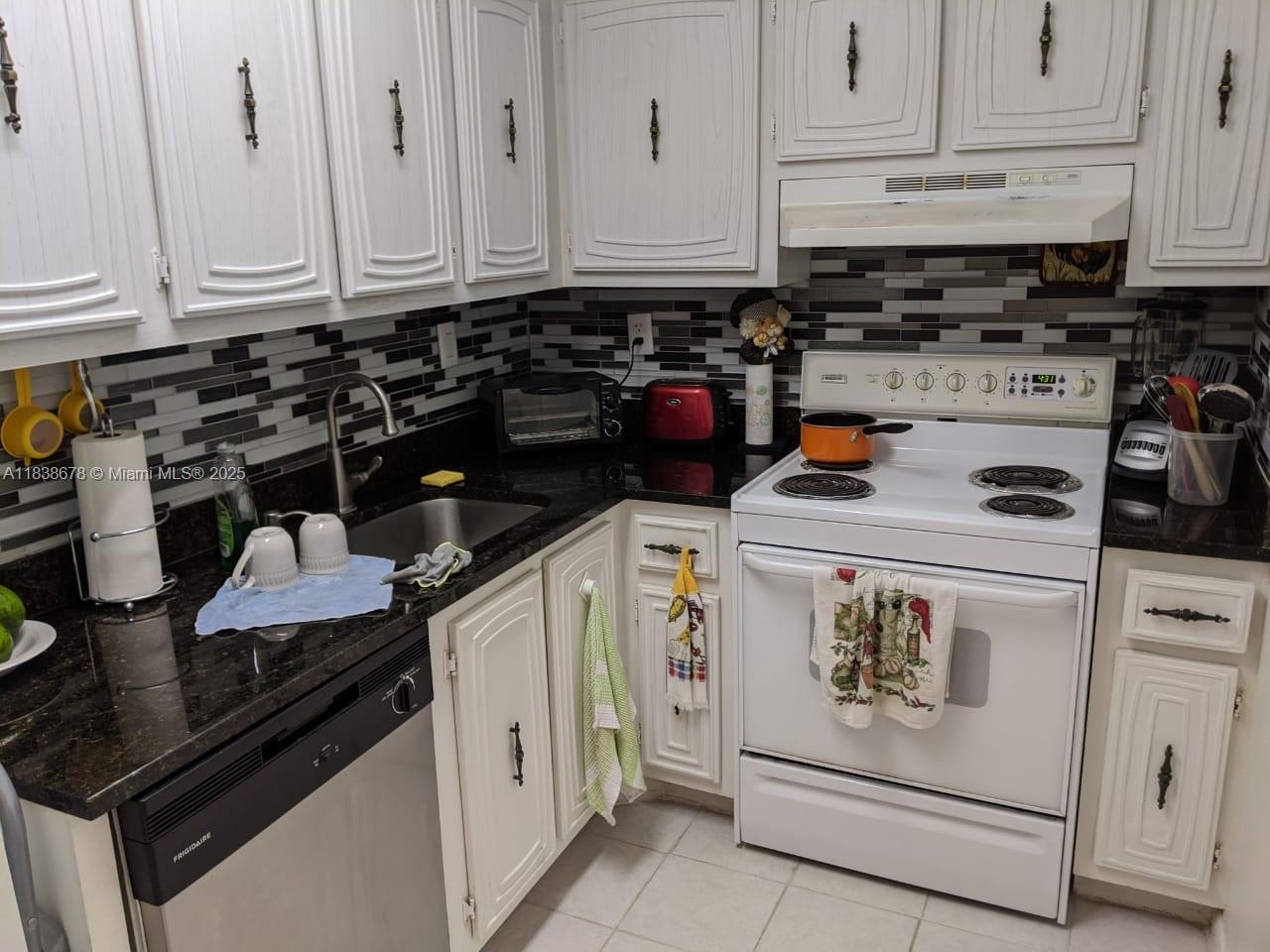 Property photo # 4