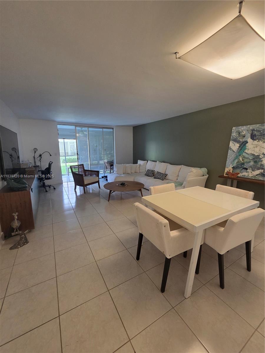620 NE 12th Ave #101, Hallandale Beach, Florida image 6