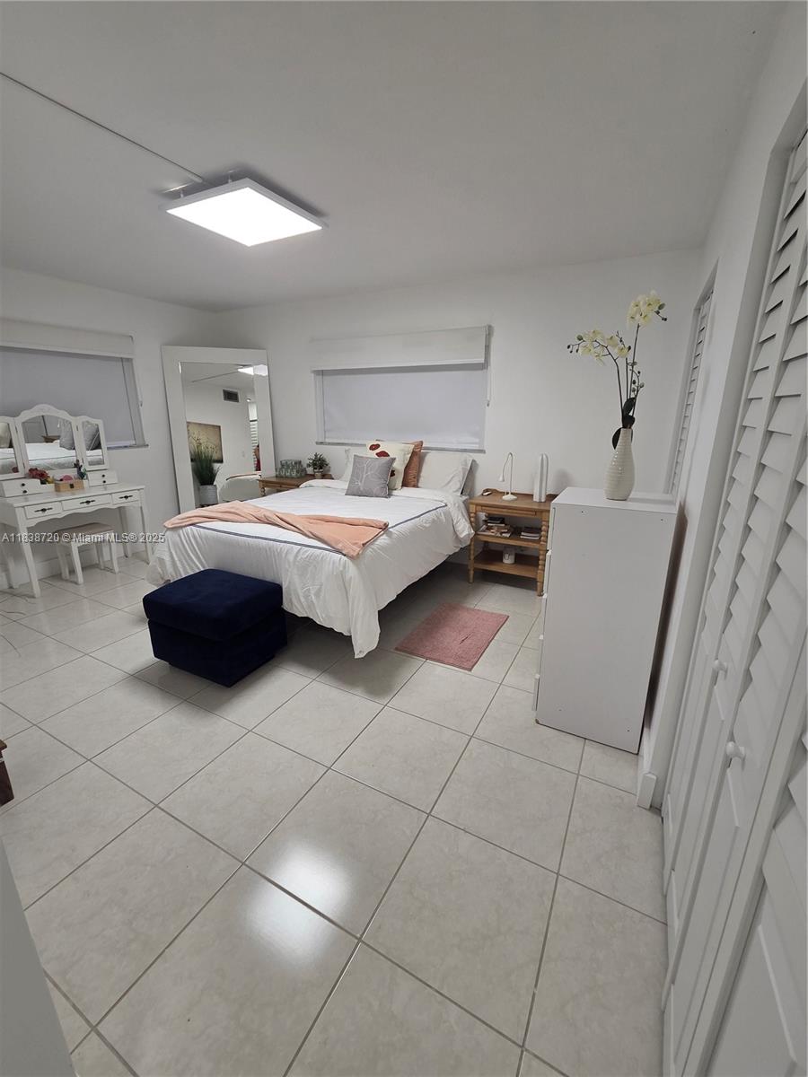 620 NE 12th Ave #101, Hallandale Beach, Florida image 9