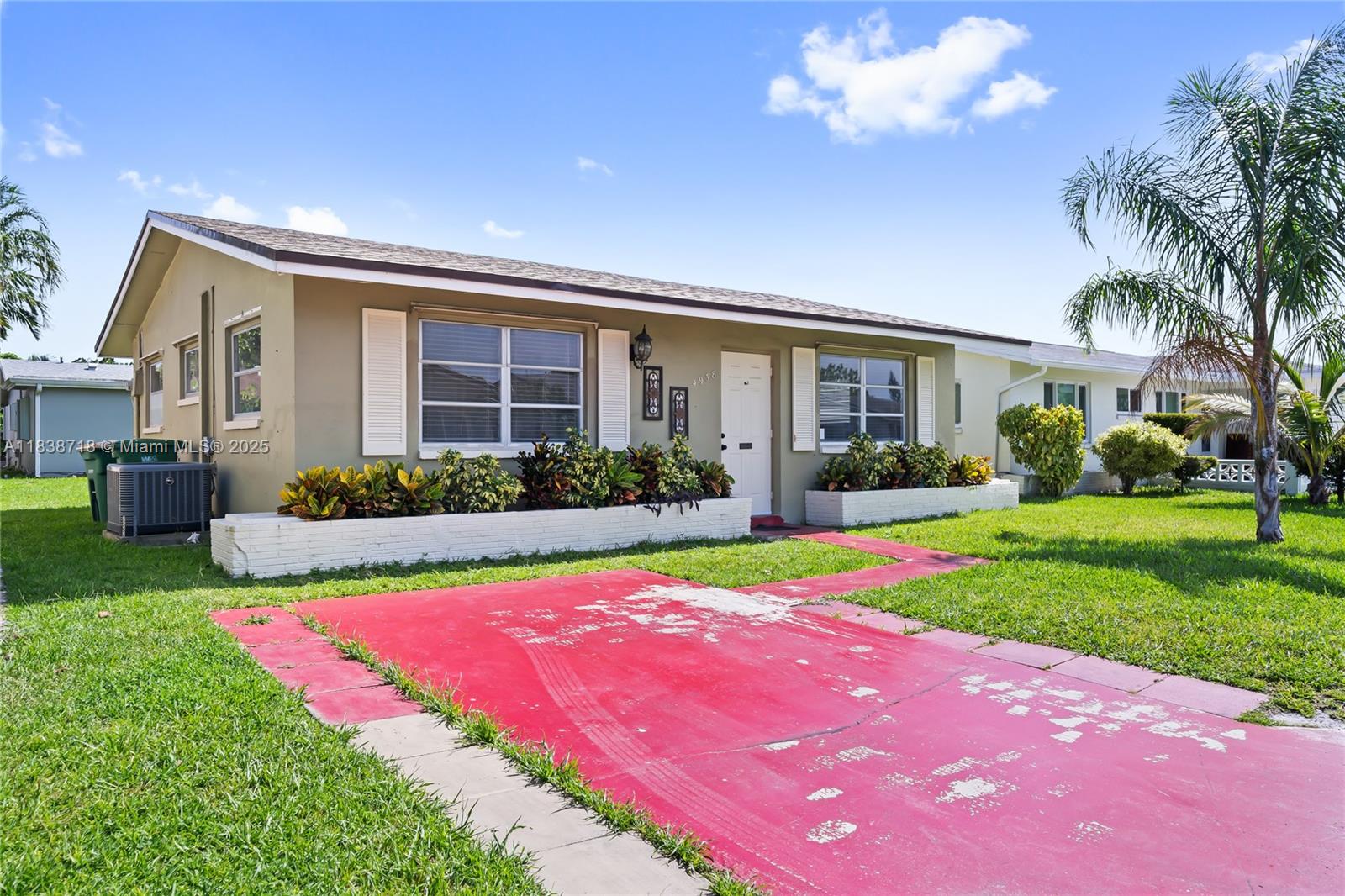 4938 NW 54th Ct, Tamarac, Florida image 3