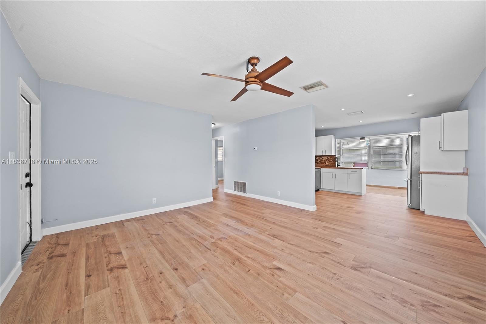4938 NW 54th Ct, Tamarac, Florida image 5
