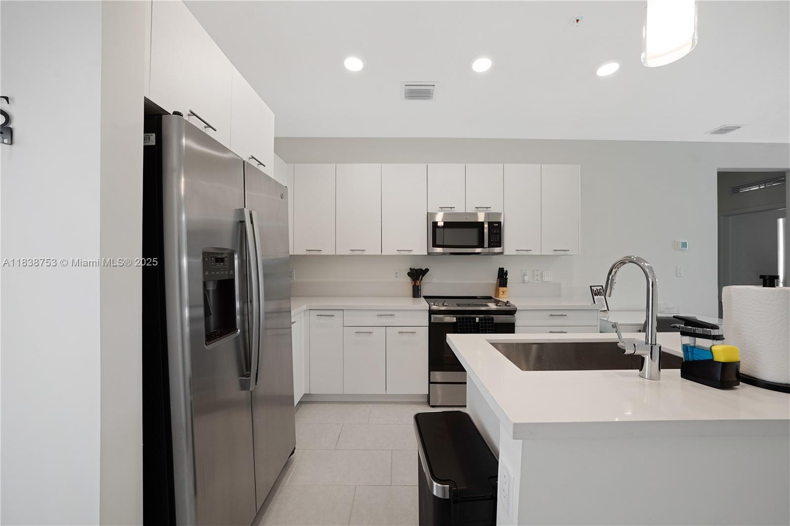 Property photo # 6