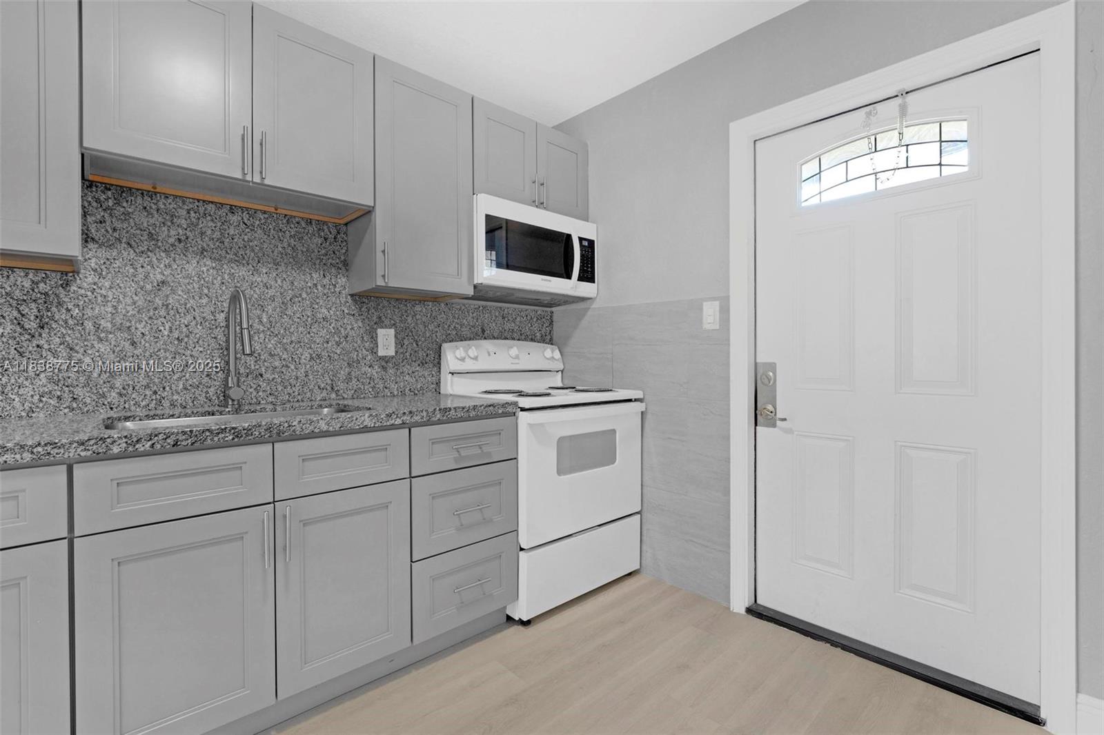 Property photo # 3