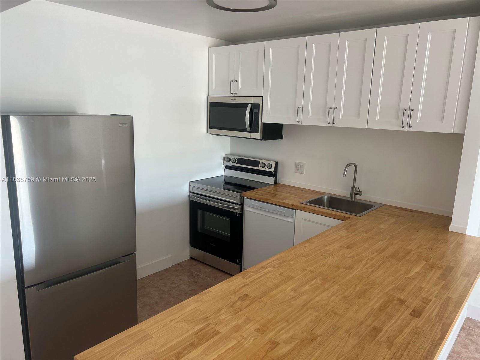 Property photo # 0