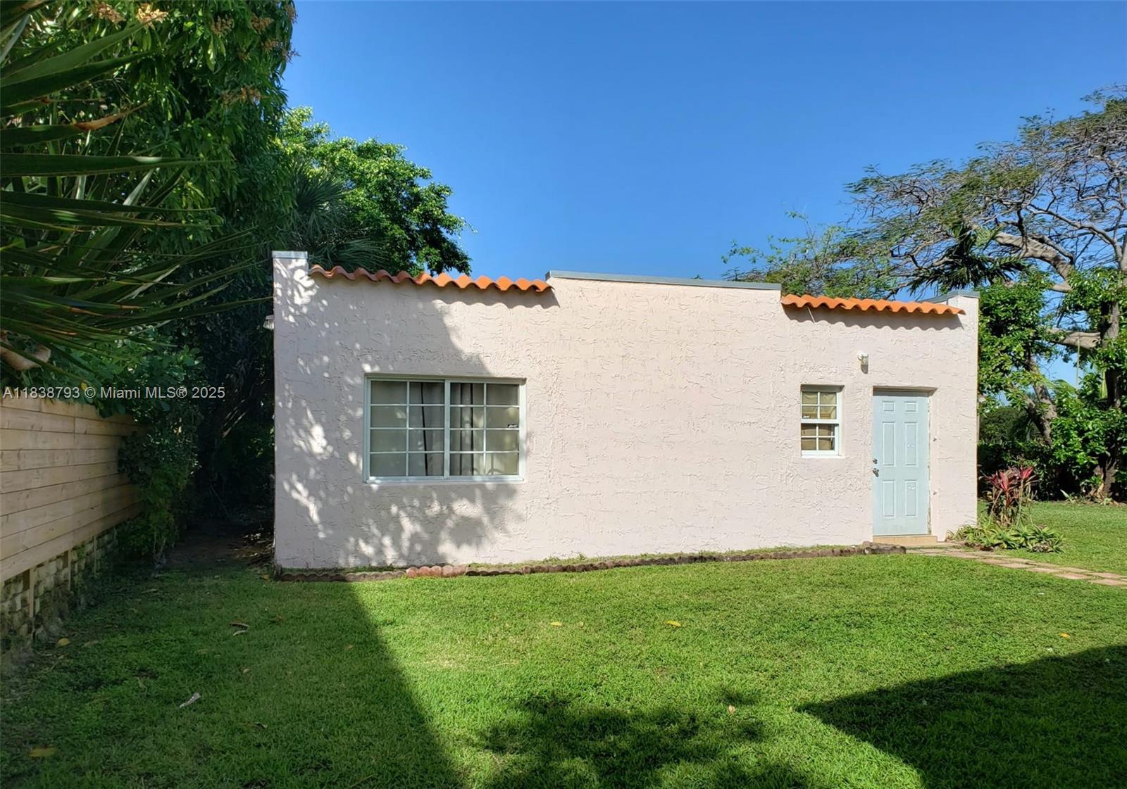 3124 Prairie Ave, Miami Beach, Florida image 11