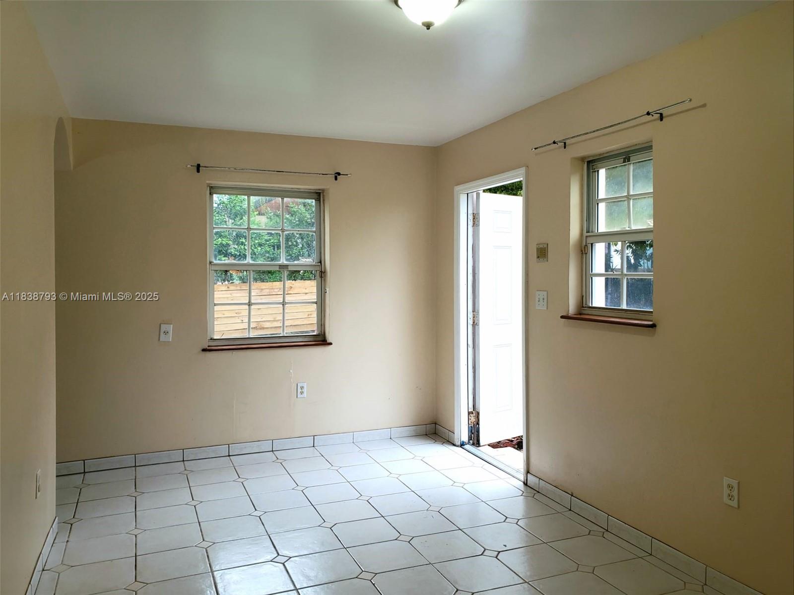 3124 Prairie Ave, Miami Beach, Florida image 17