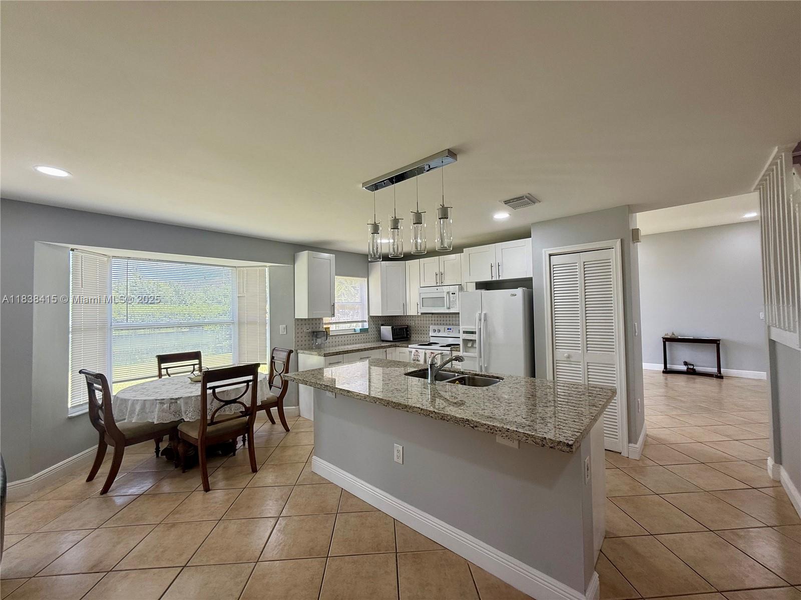 1111 NW 173rd Ave, Pembroke Pines, Florida image 10