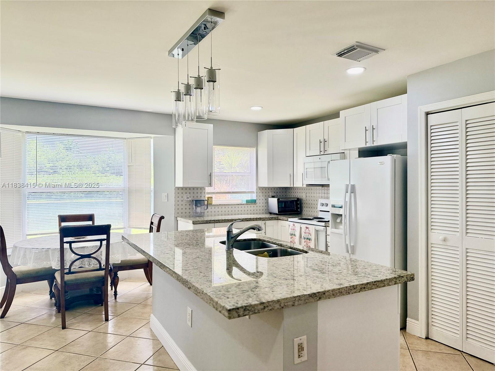 1111 NW 173rd Ave, Pembroke Pines, Florida image 11