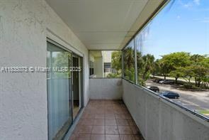 6075 N Sabal Palm Blvd #310, Tamarac, Florida image 9