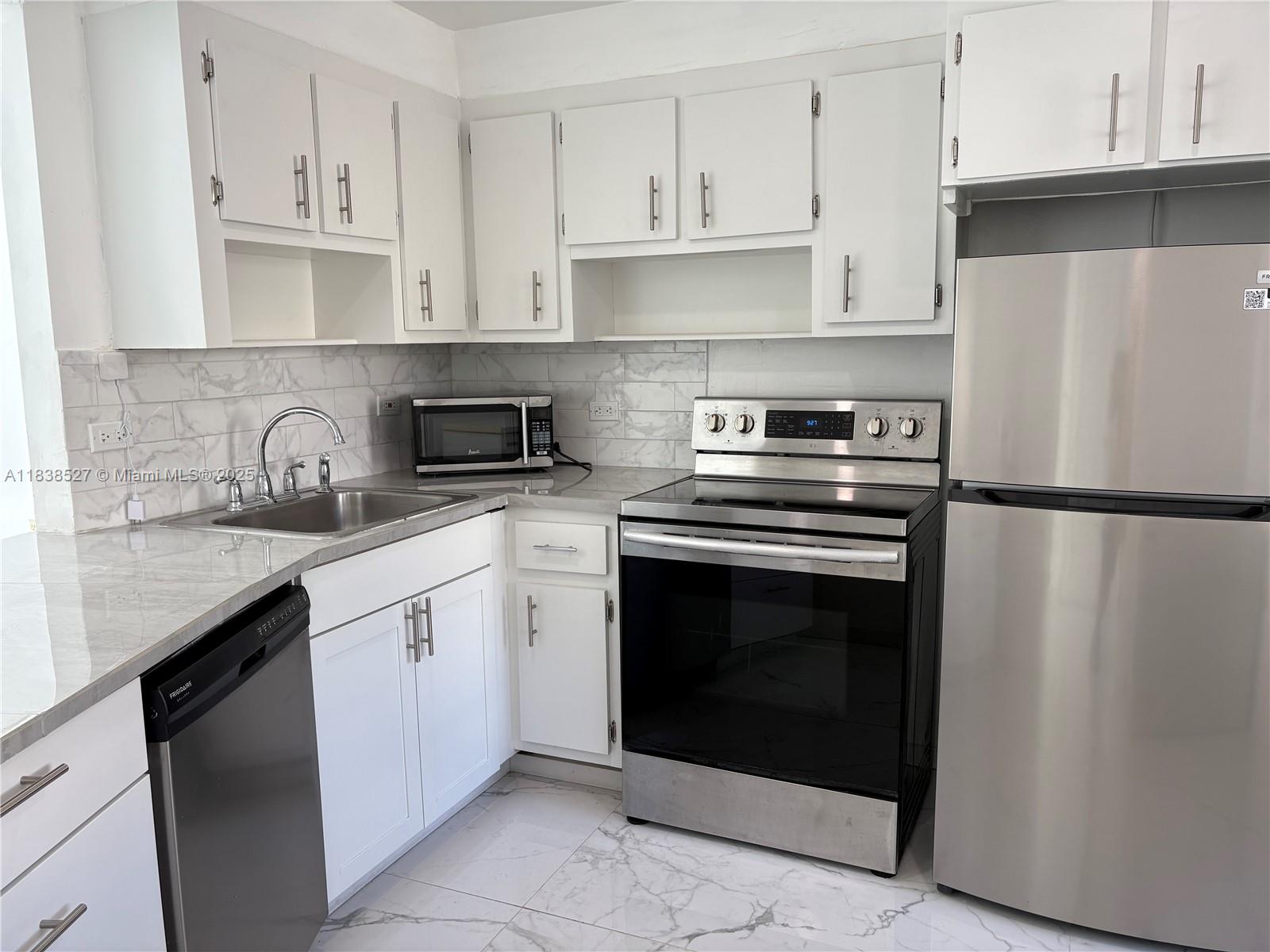 Property photo # 0