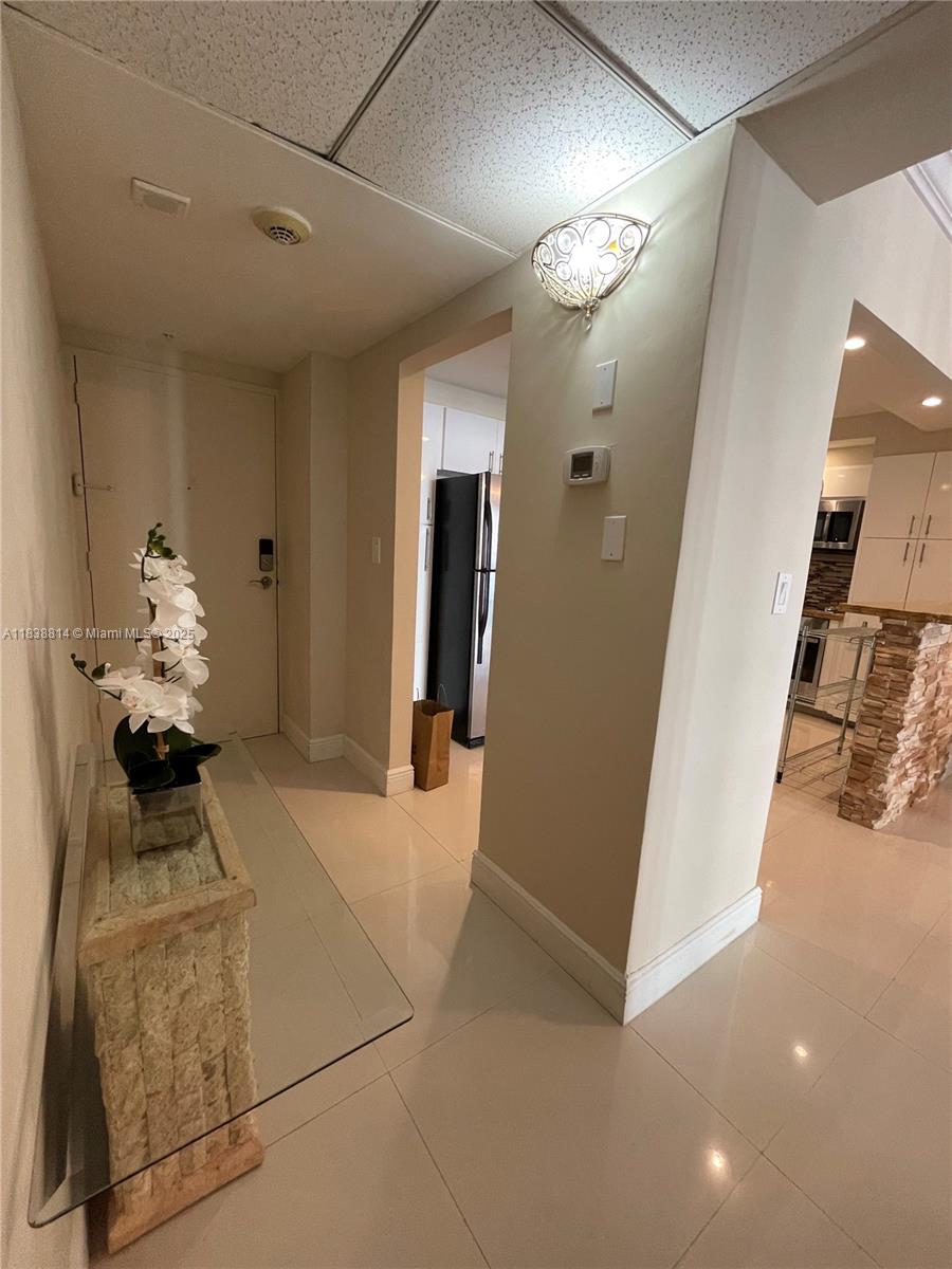19390 Collins Ave #902, Sunny Isles Beach, Florida image 10