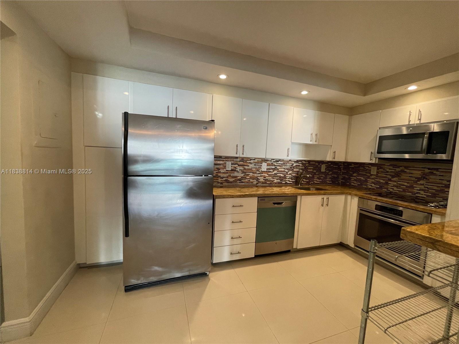 19390 Collins Ave #902, Sunny Isles Beach, Florida image 21