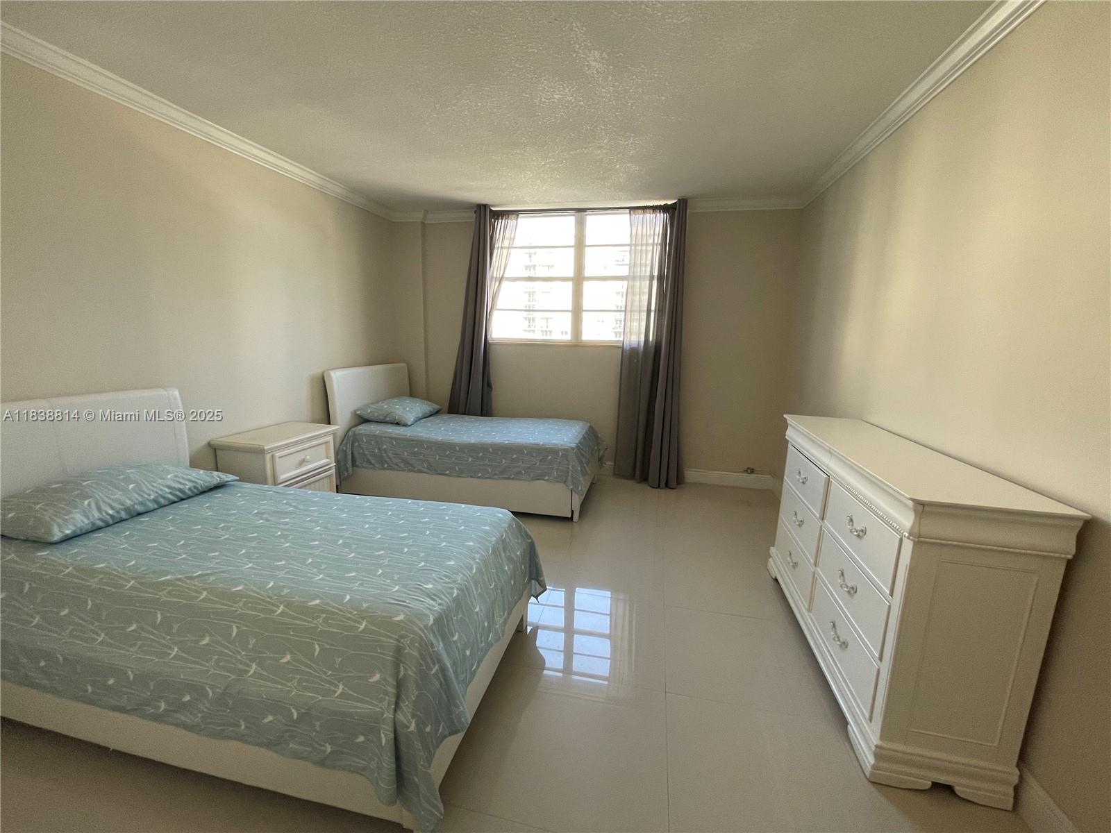 19390 Collins Ave #902, Sunny Isles Beach, Florida image 24