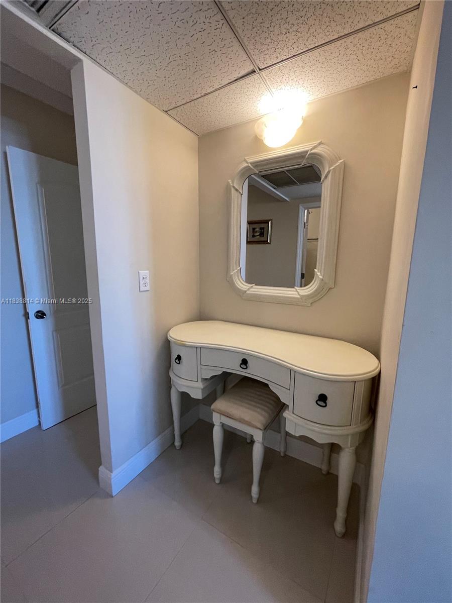 19390 Collins Ave #902, Sunny Isles Beach, Florida image 25