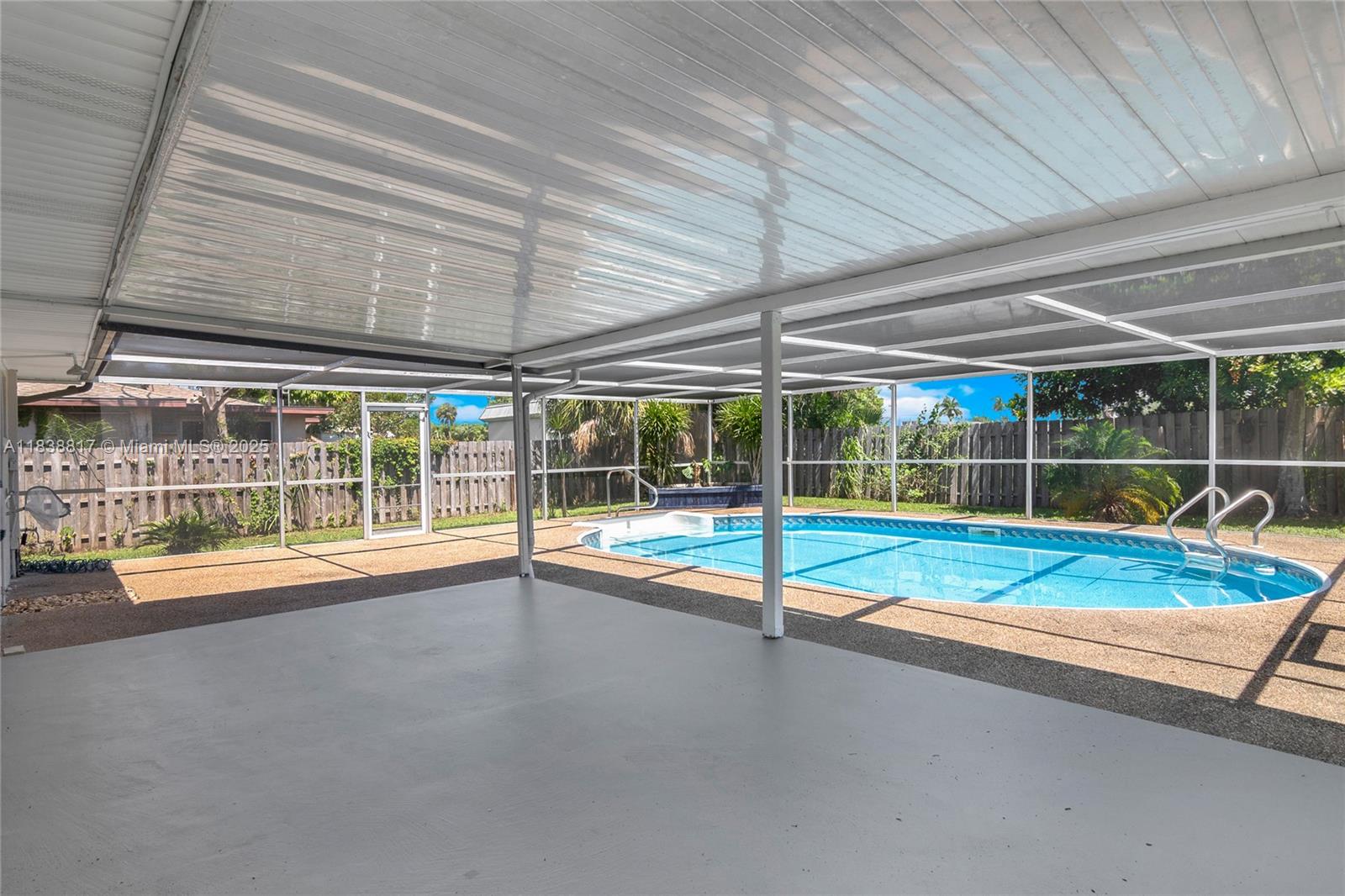 11450 Heidi Lee Lane, Fort Myers, Florida image 3