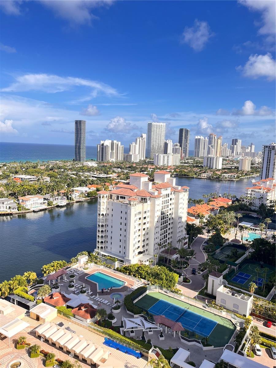 20191 E Country Club Dr #2601, Aventura, Florida image 10