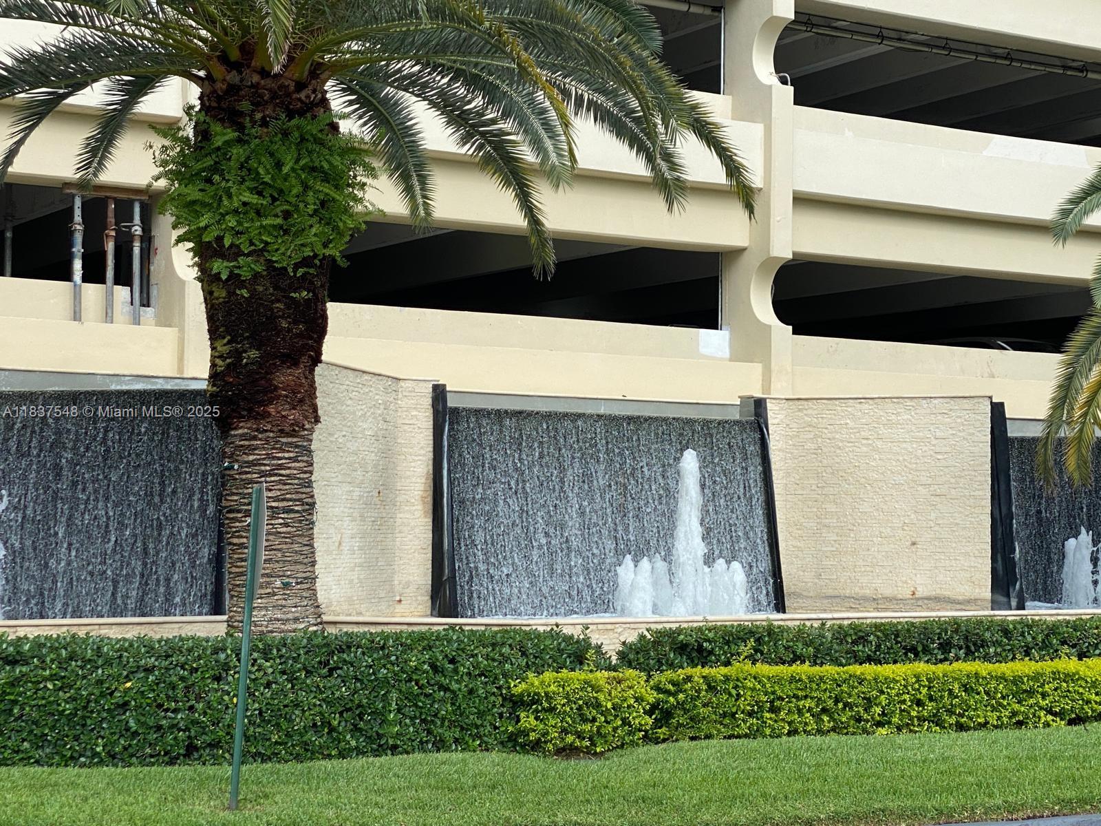 20191 E Country Club Dr #2601, Aventura, Florida image 6