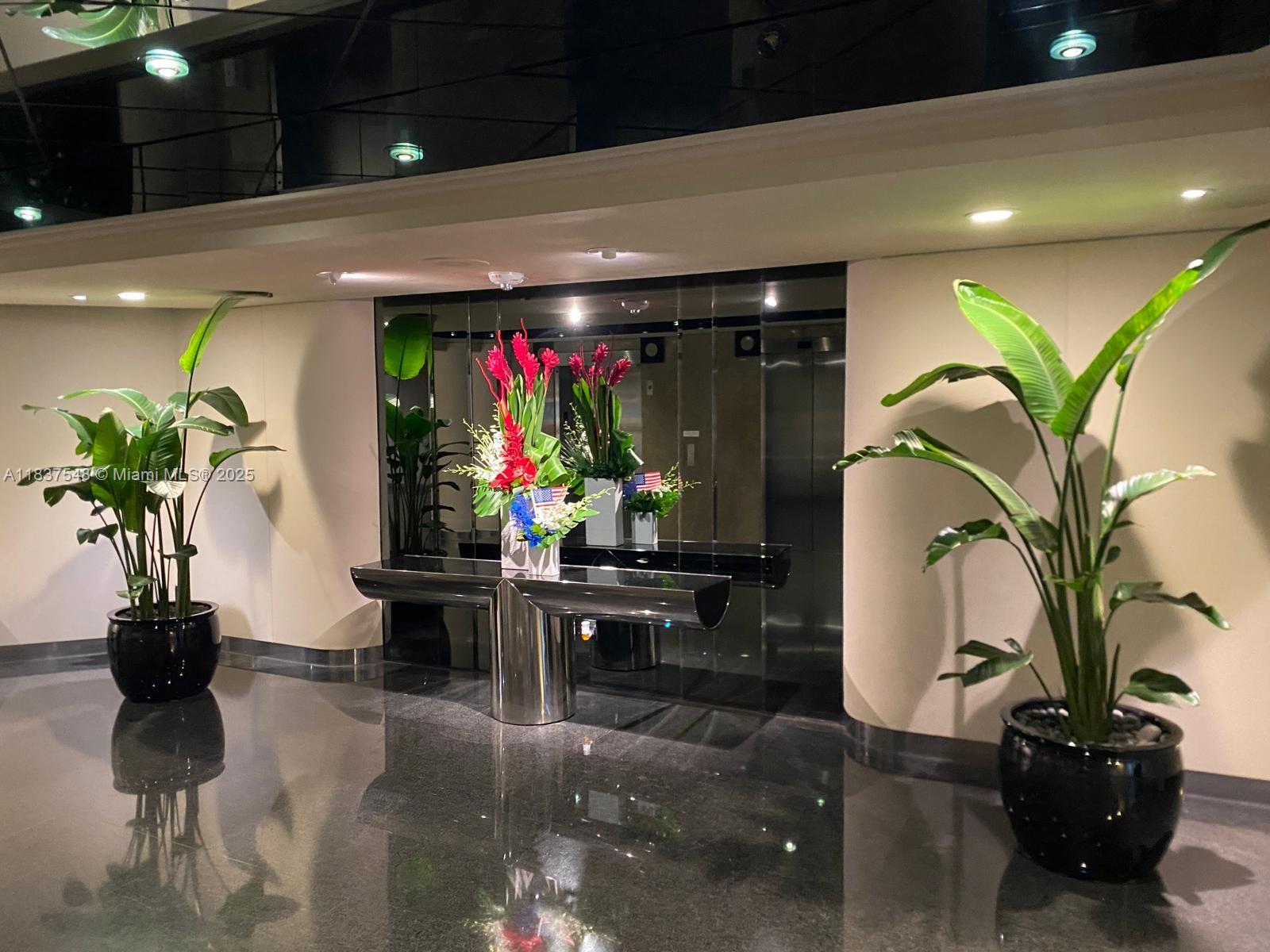 20191 E Country Club Dr #2601, Aventura, Florida image 7