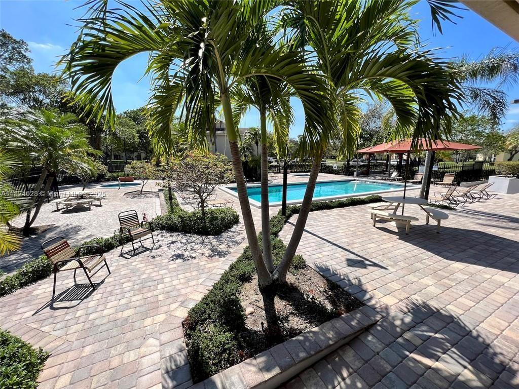 660 Cypress Club Way #F11, Deerfield Beach, Florida image 10
