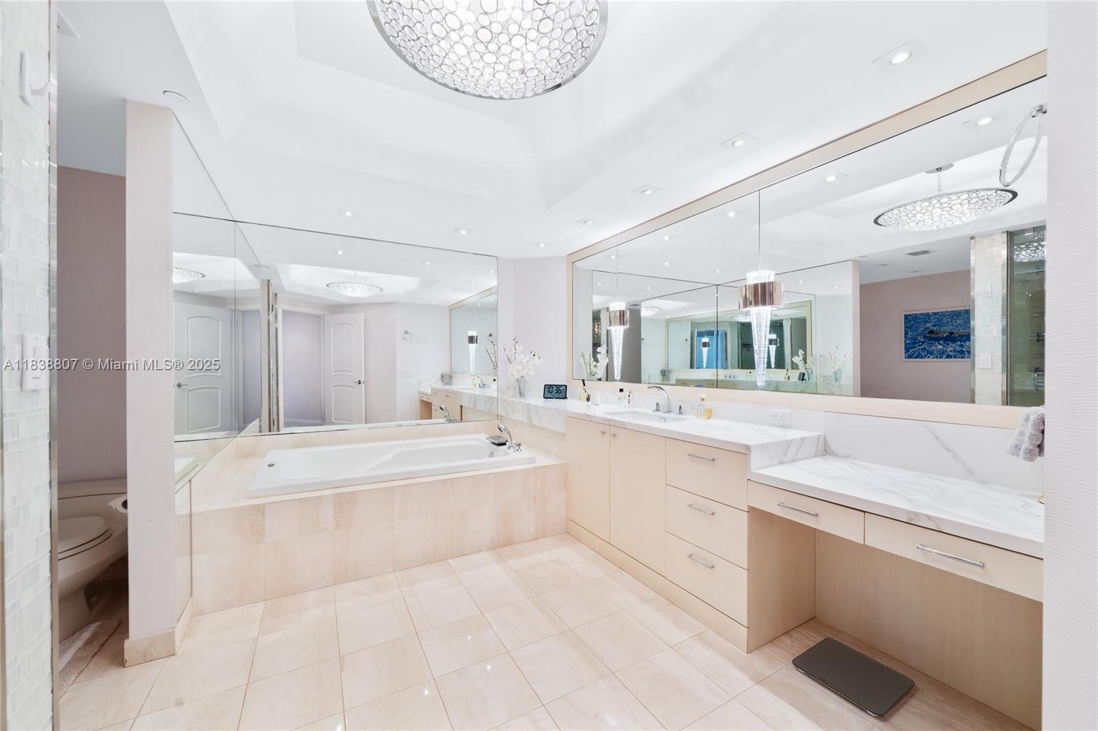 2000 Island Blvd #2409, Aventura, Florida image 14