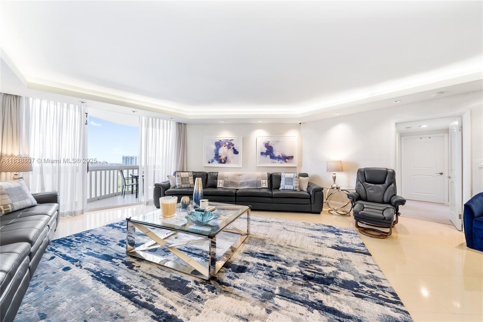 2000 Island Blvd #2409, Aventura, Florida image 3