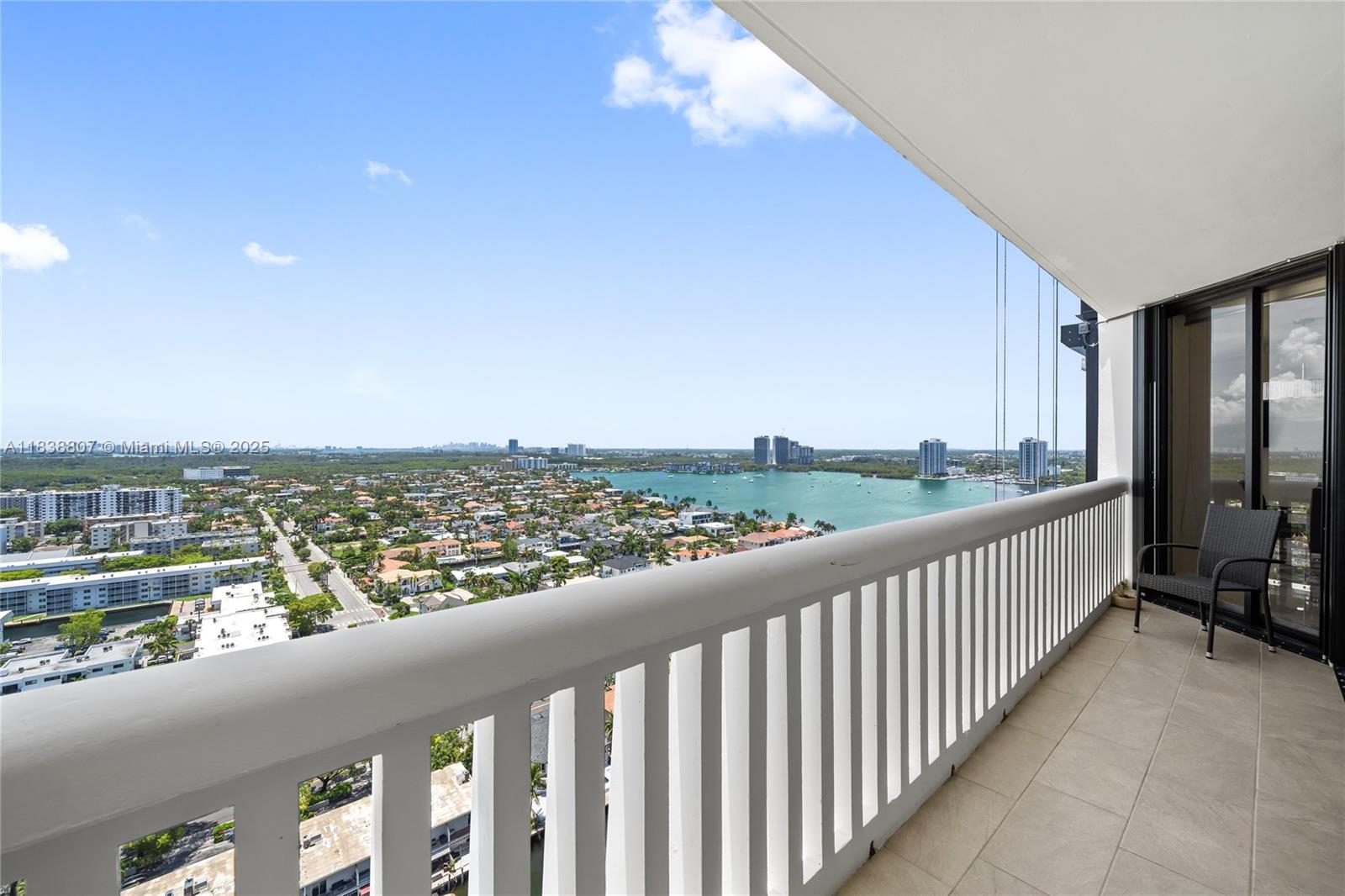 2000 Island Blvd #2409, Aventura, Florida image 9