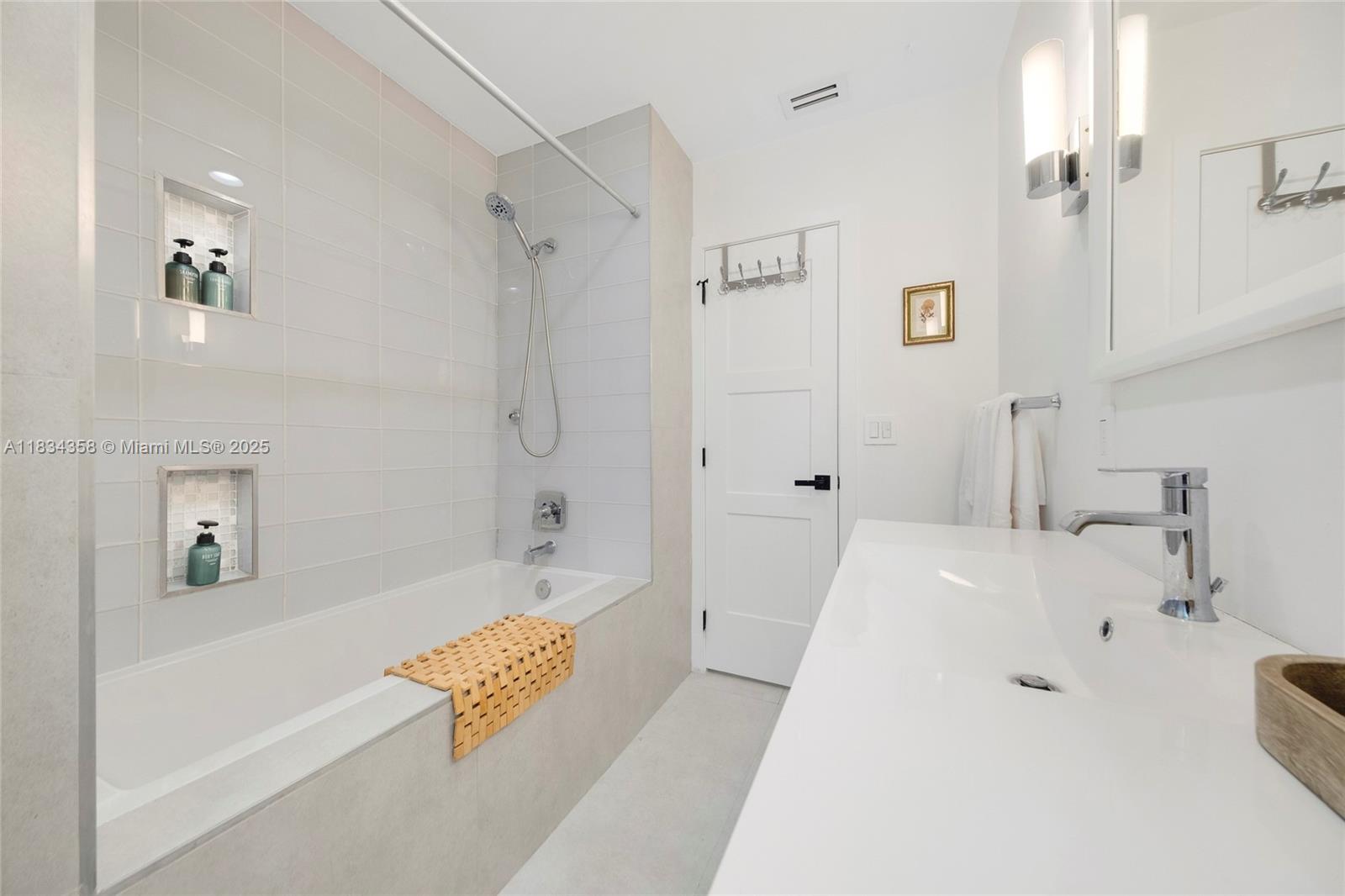1406 NE 18th Ave, Fort Lauderdale, Florida image 27