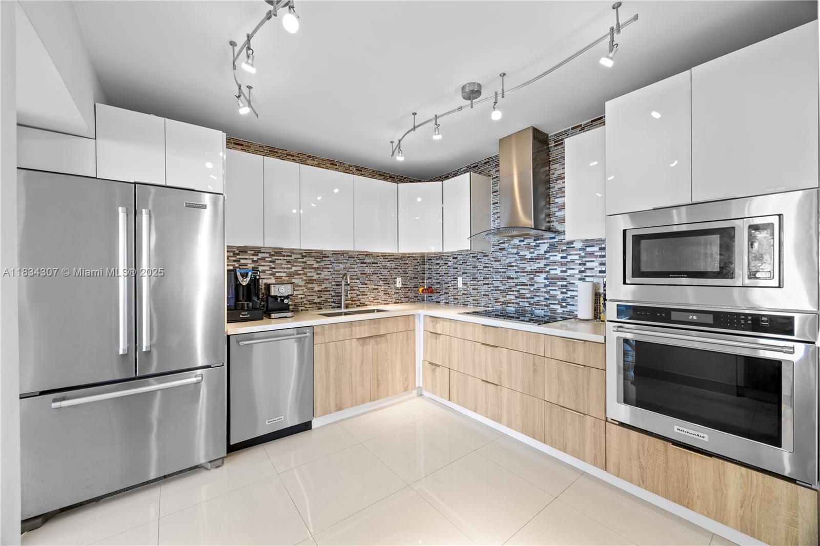 900 Bay Dr #622  620, Miami Beach, Florida image 7