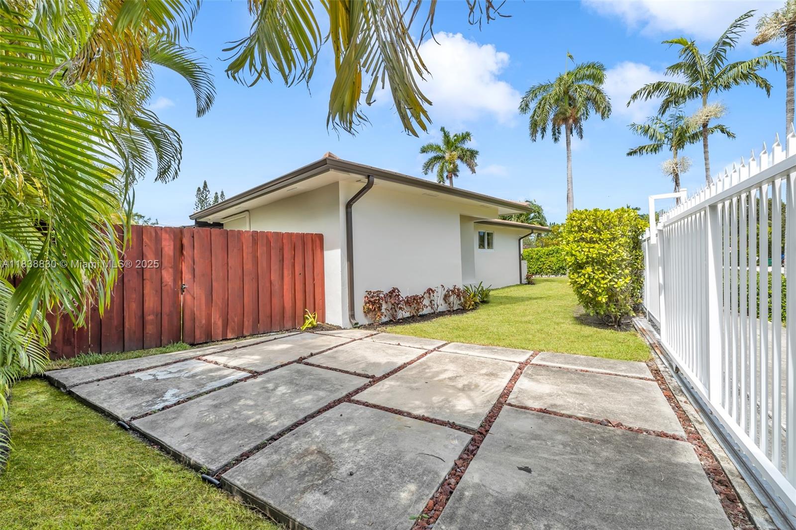 Property photo # 7