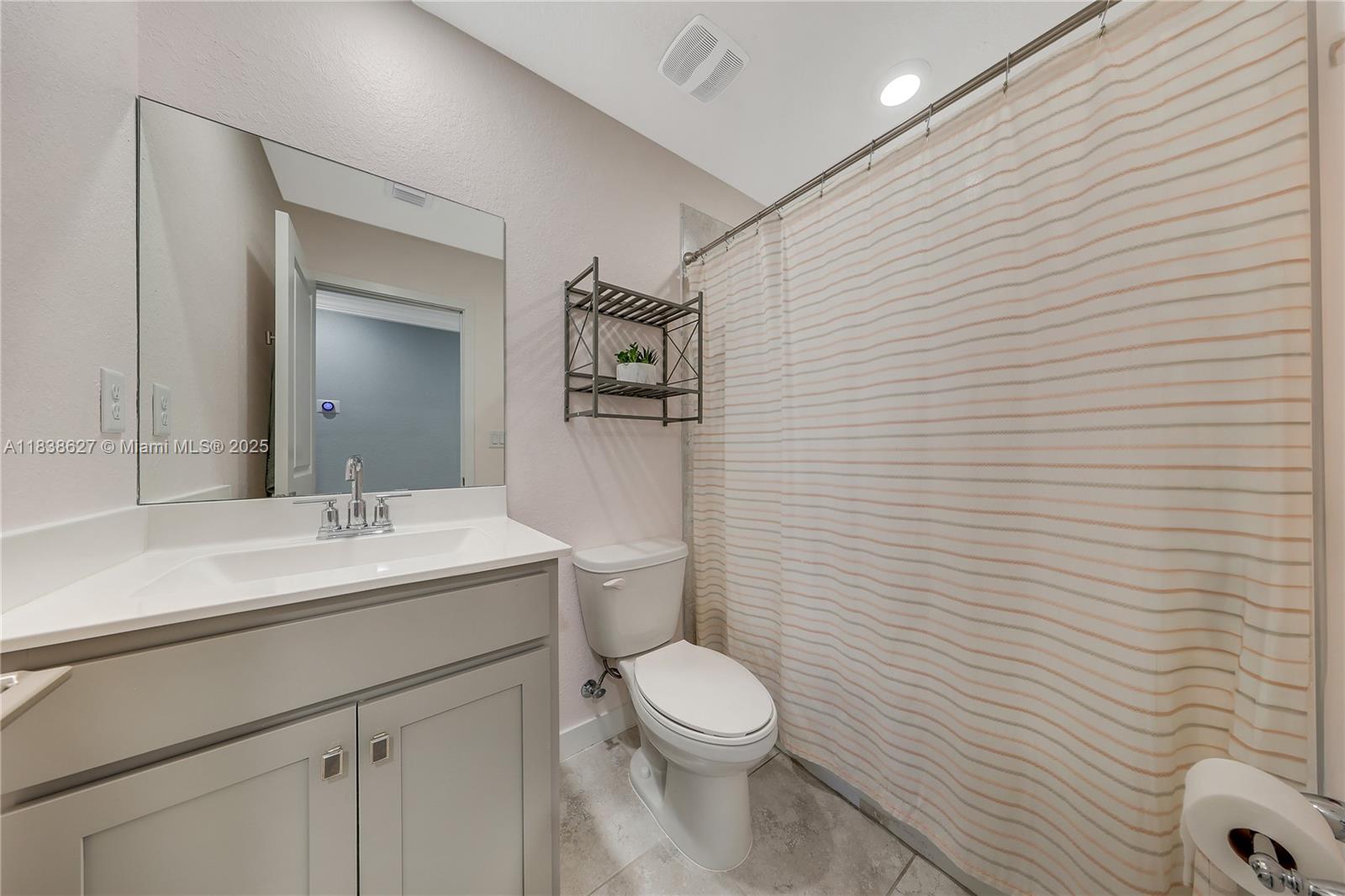 1079 SE 23rd Ter, Homestead, Florida image 22
