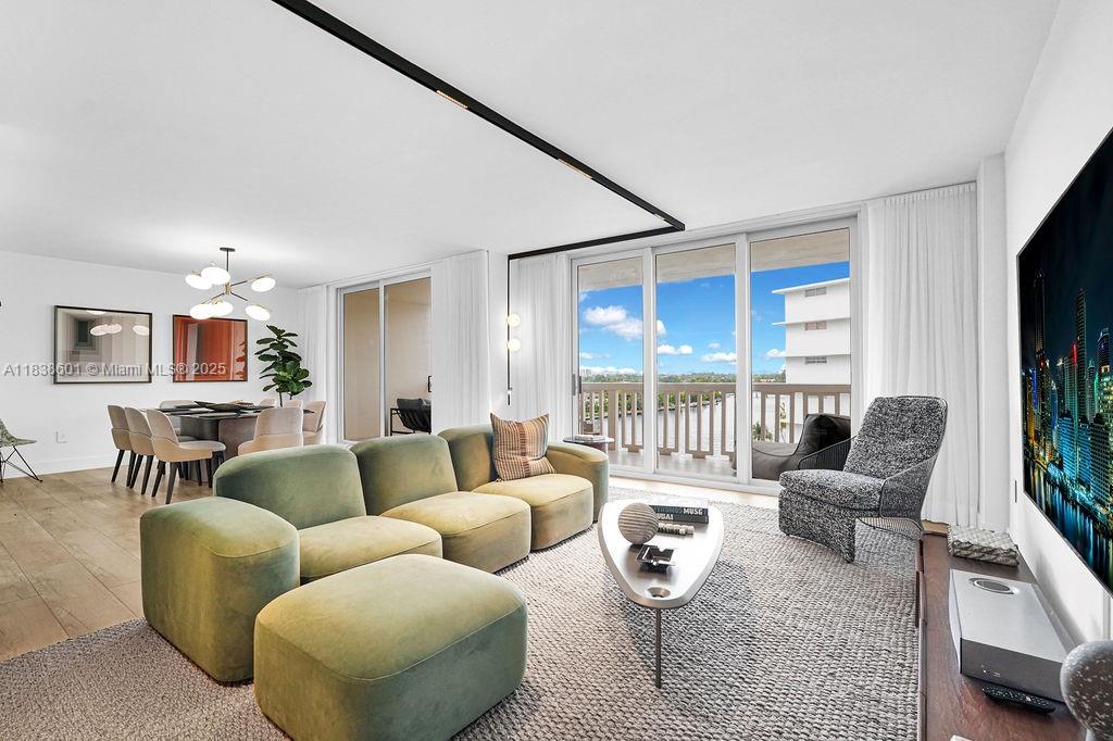 9111 Bay Harbor Dr Unit P H D, Bay Harbor Islands, Florida 33154