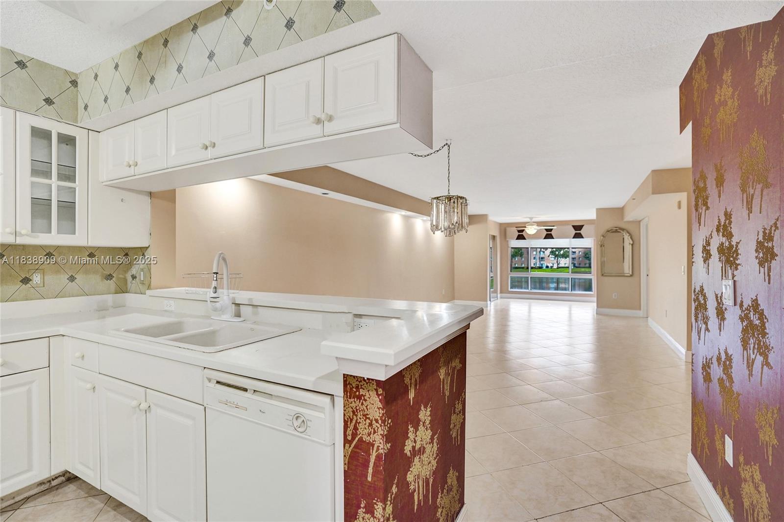 Property photo # 4
