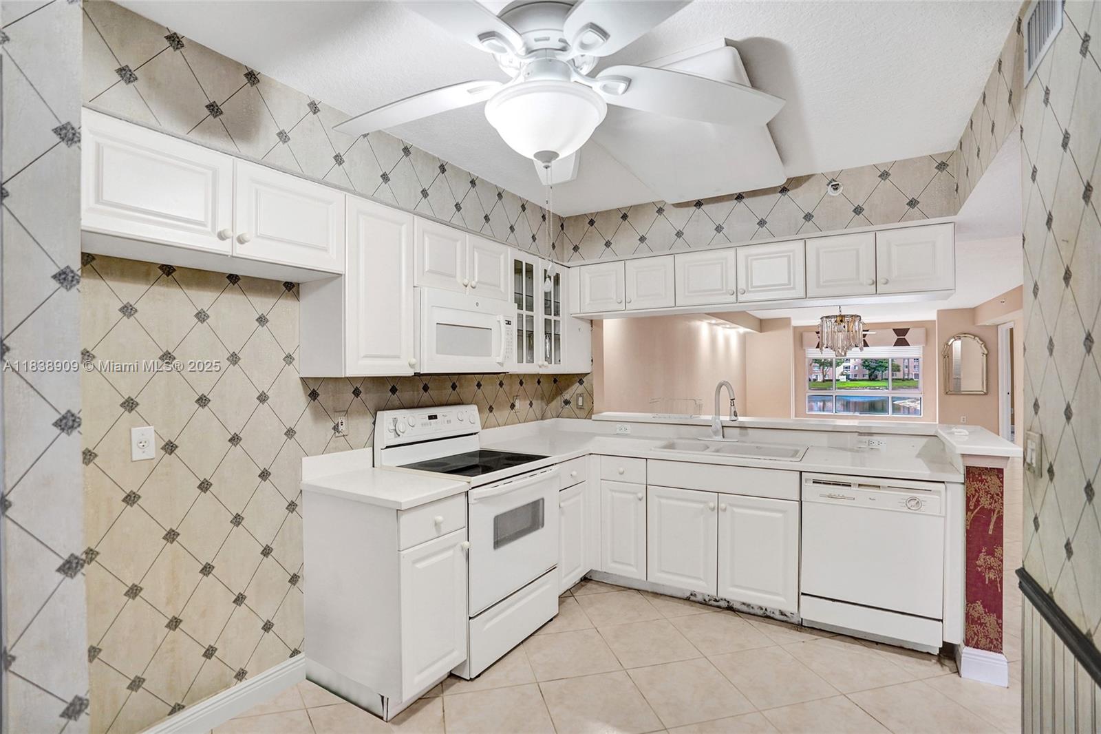 Property photo # 9