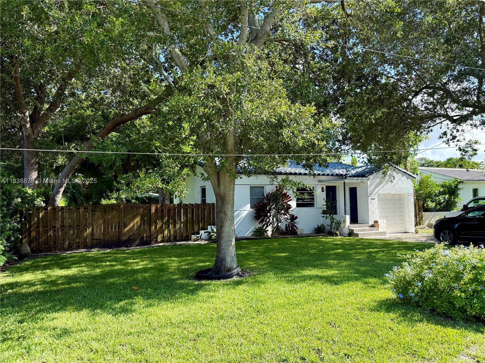 1102 116th St Unit , Biscayne Park, Florida 33161
