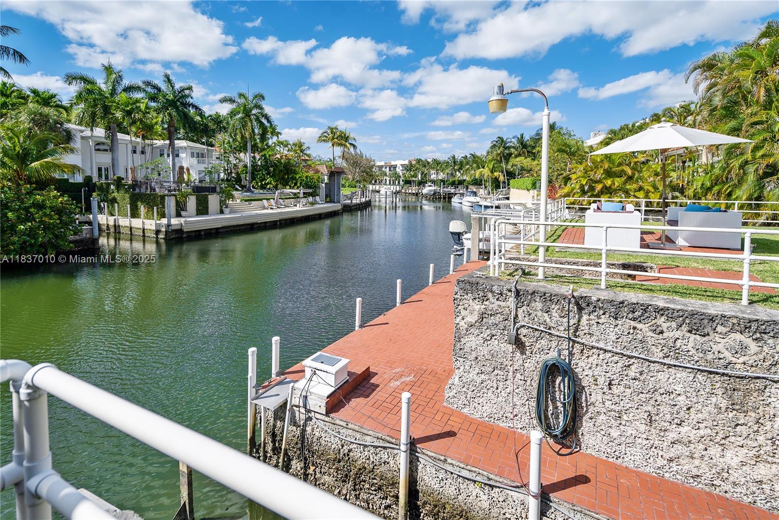 5308 Riviera Dr, Coral Gables, Florida image 4