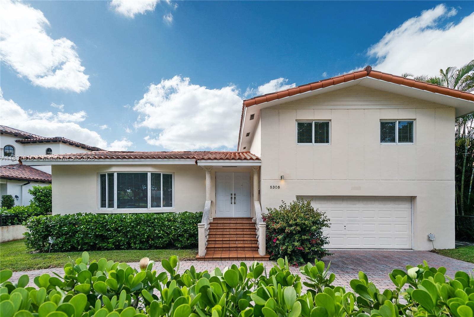 5308 Riviera Dr, Coral Gables, Florida image 5