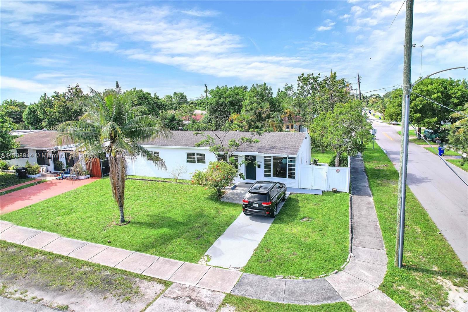 Property photo # 0