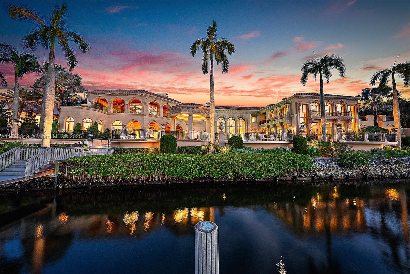 209 Commodore Dr, Jupiter, Florida image 2