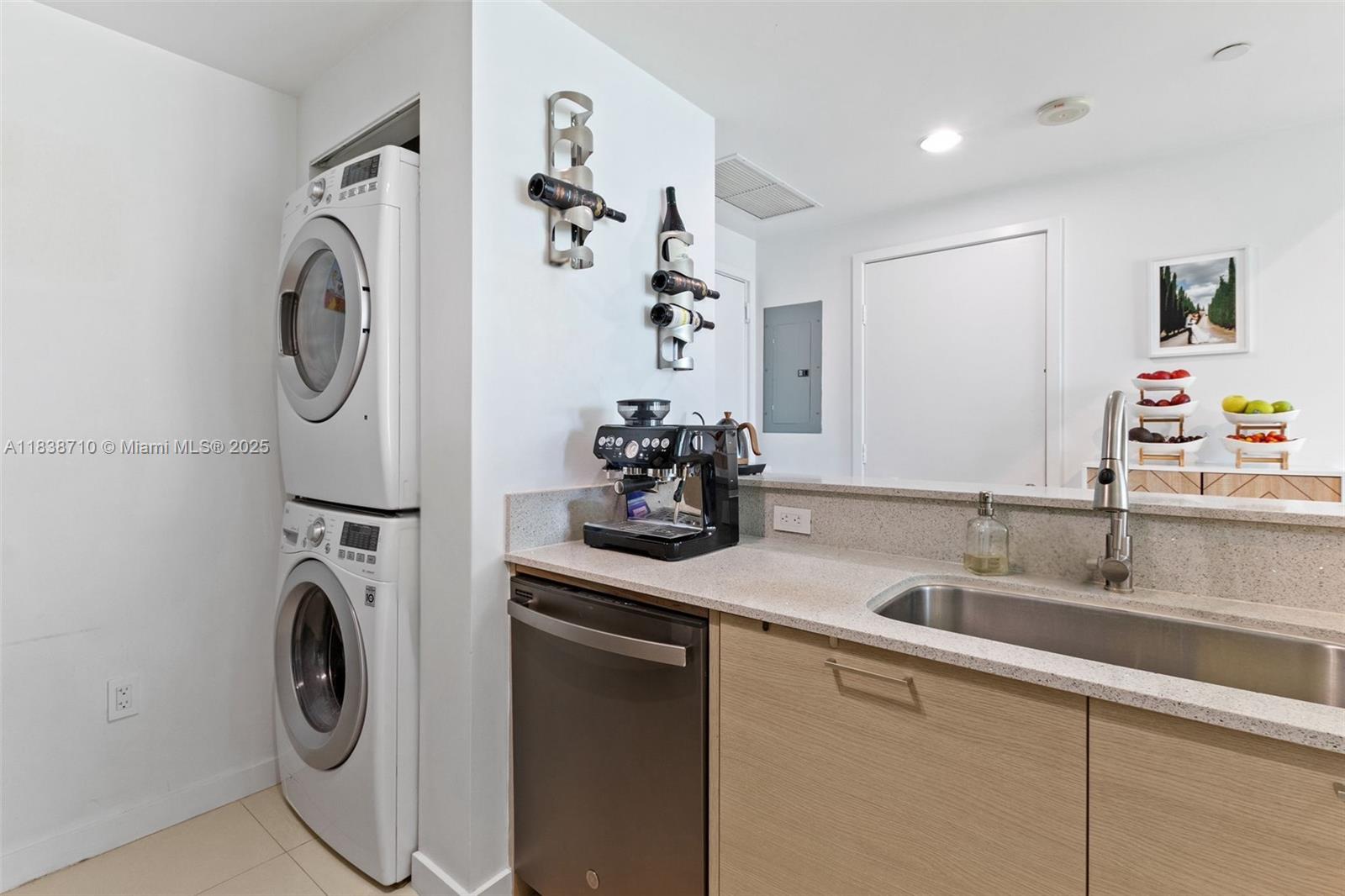Property photo # 6