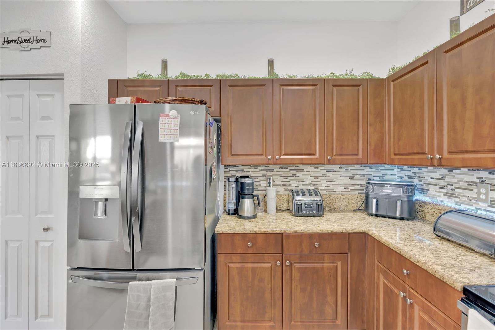 216 NE 36th Ter, Homestead, Florida image 17