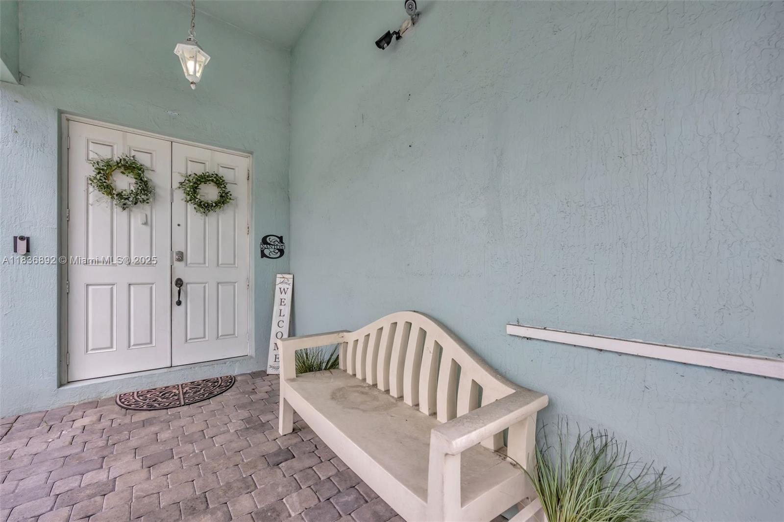 216 NE 36th Ter, Homestead, Florida image 6