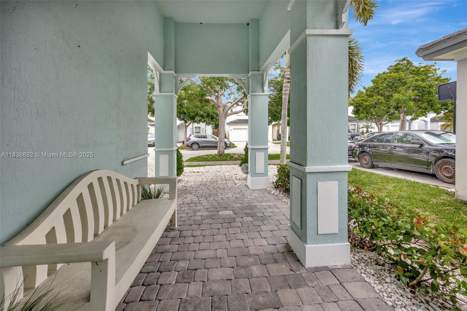 216 NE 36th Ter, Homestead, Florida image 7