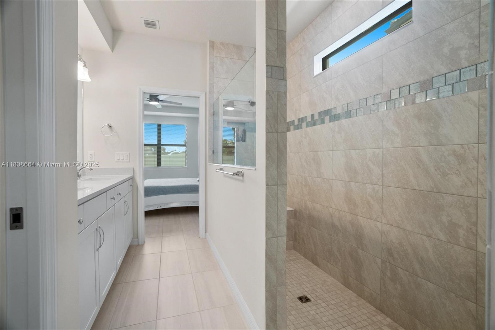 8036 NW 78th St, Tamarac, Florida image 23