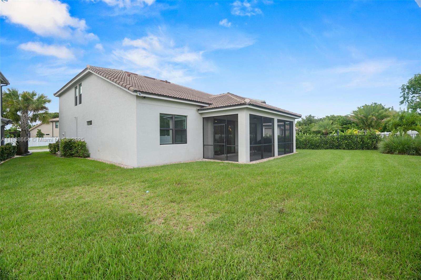 8036 NW 78th St, Tamarac, Florida image 38