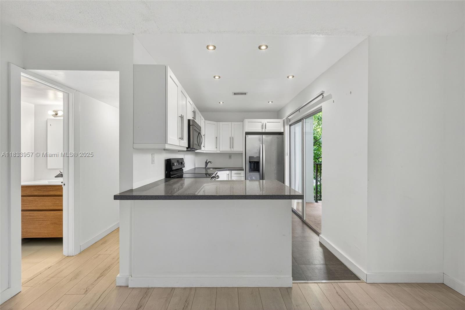1821 Jefferson Ave #202, Miami Beach, Florida image 11