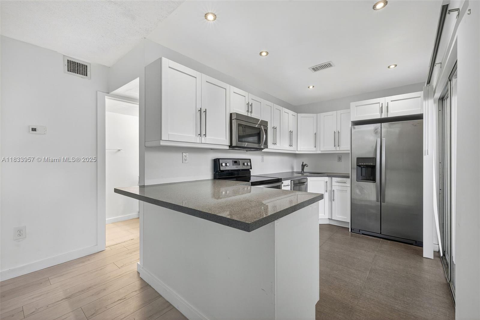 1821 Jefferson Ave #202, Miami Beach, Florida image 12