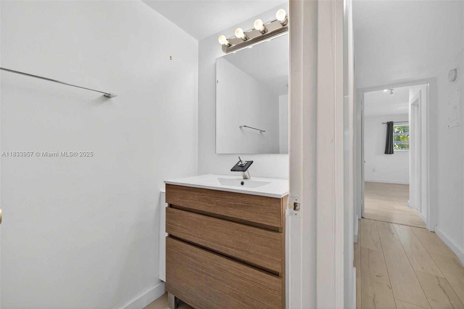 1821 Jefferson Ave #202, Miami Beach, Florida image 18