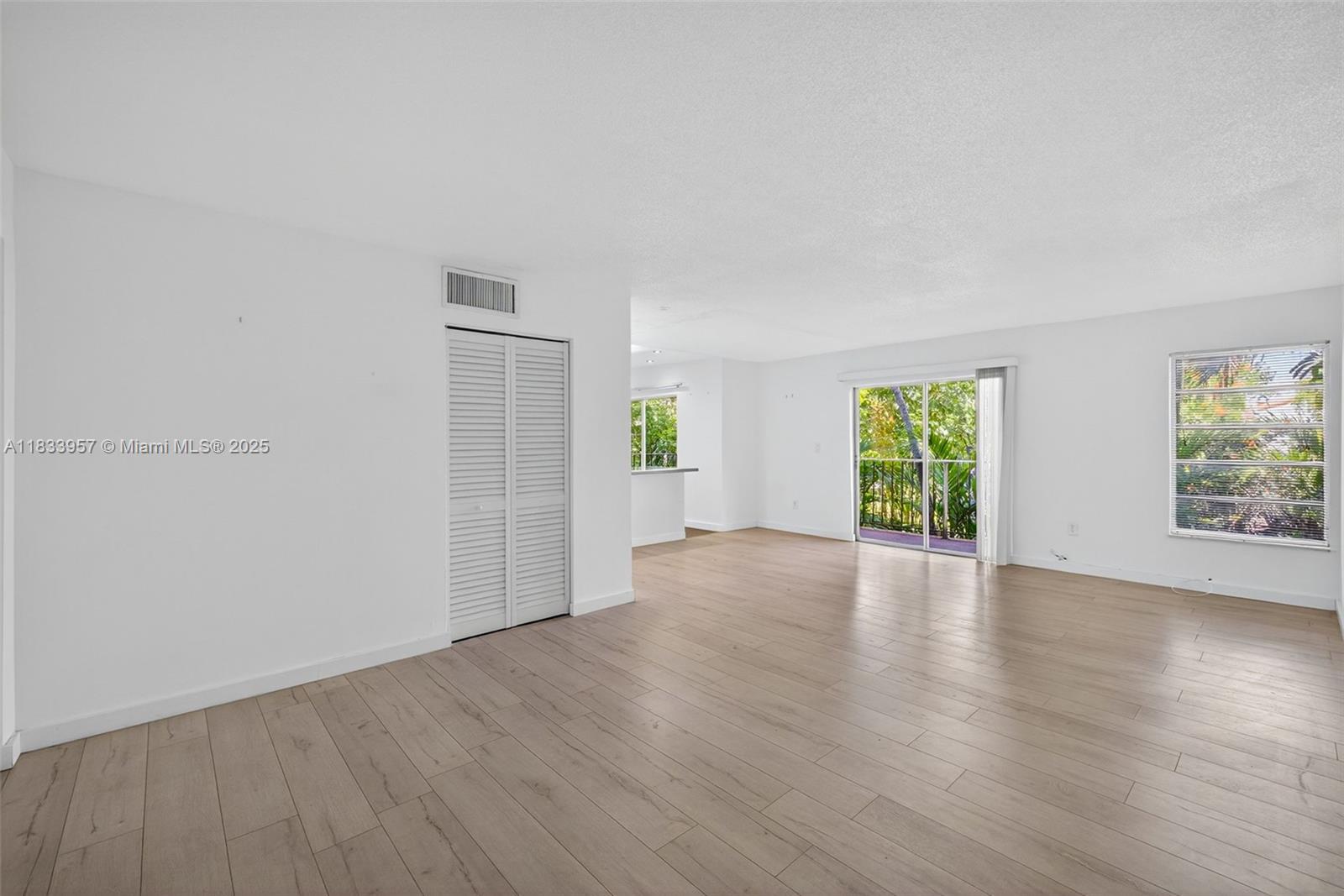 1821 Jefferson Ave #202, Miami Beach, Florida image 5